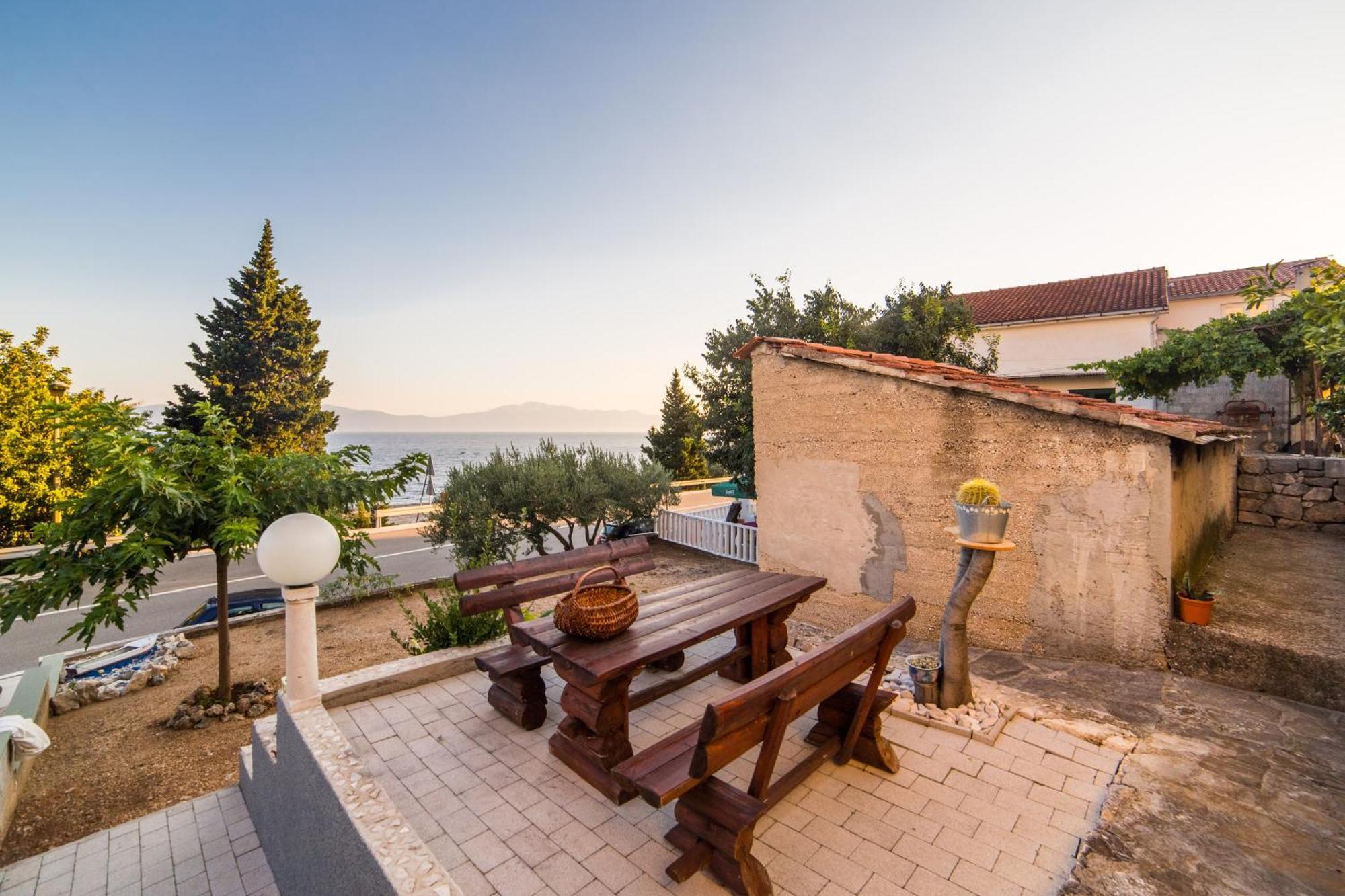 Apartment Mande Brist Εξωτερικό φωτογραφία