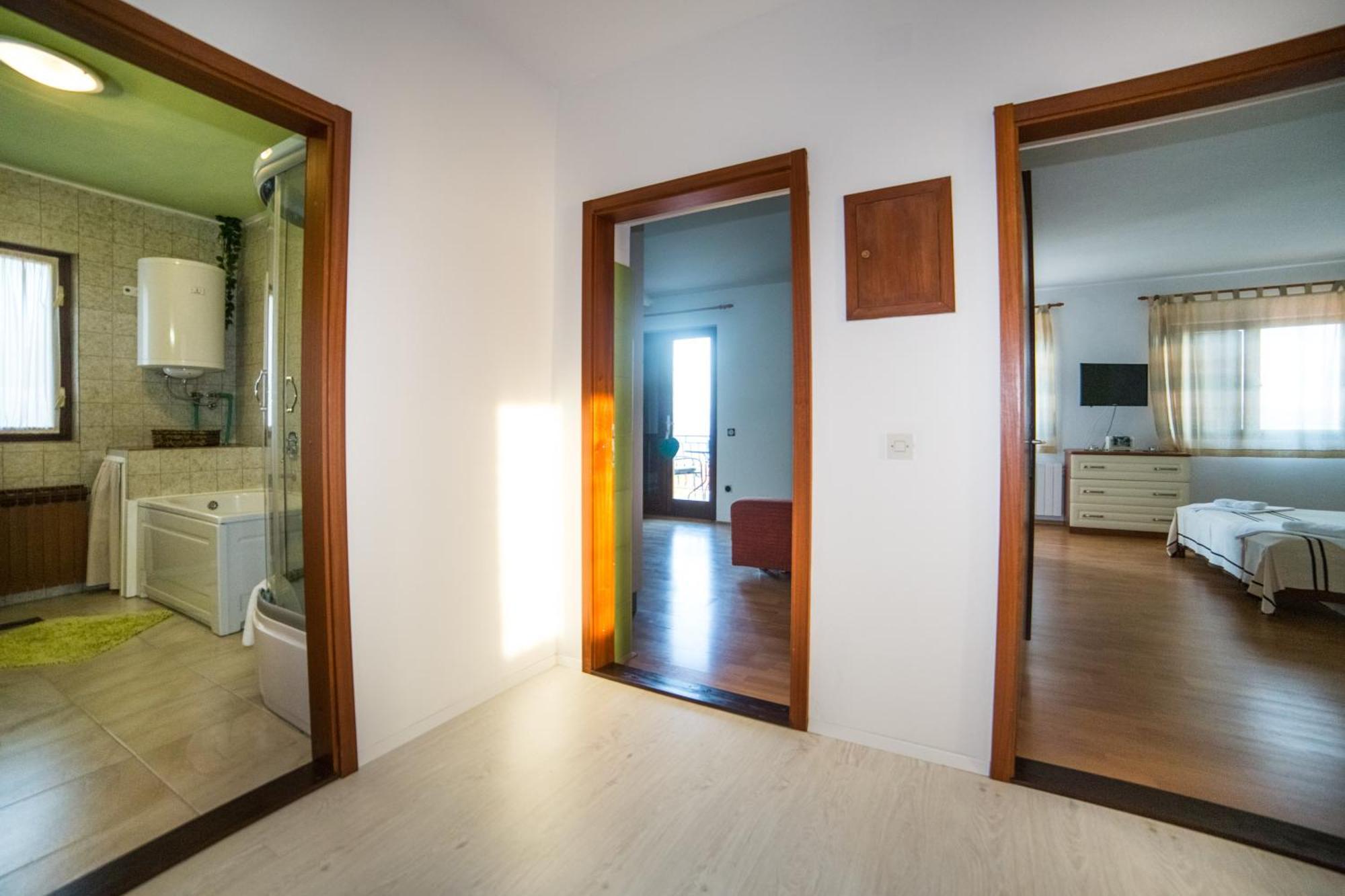 Apartment Mande Brist Εξωτερικό φωτογραφία